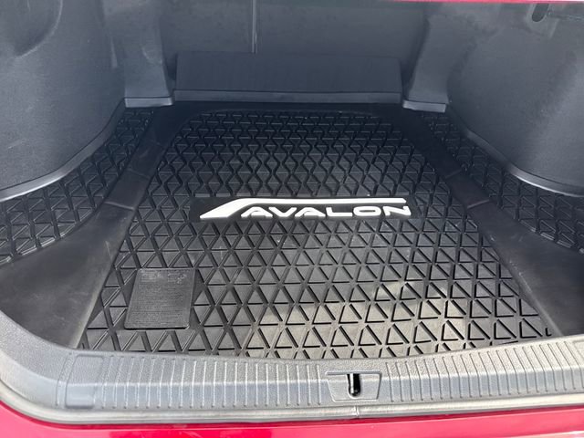 Used 2019 Toyota Avalon XLE w/ Moonroof Package image 43