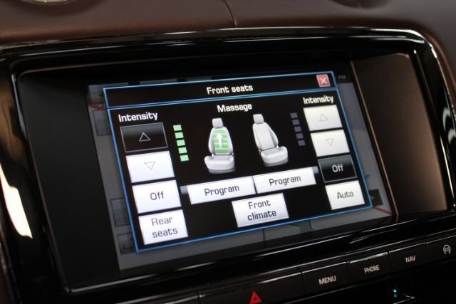 Used 2015 Jaguar XJ L Portfolio RWD image 22