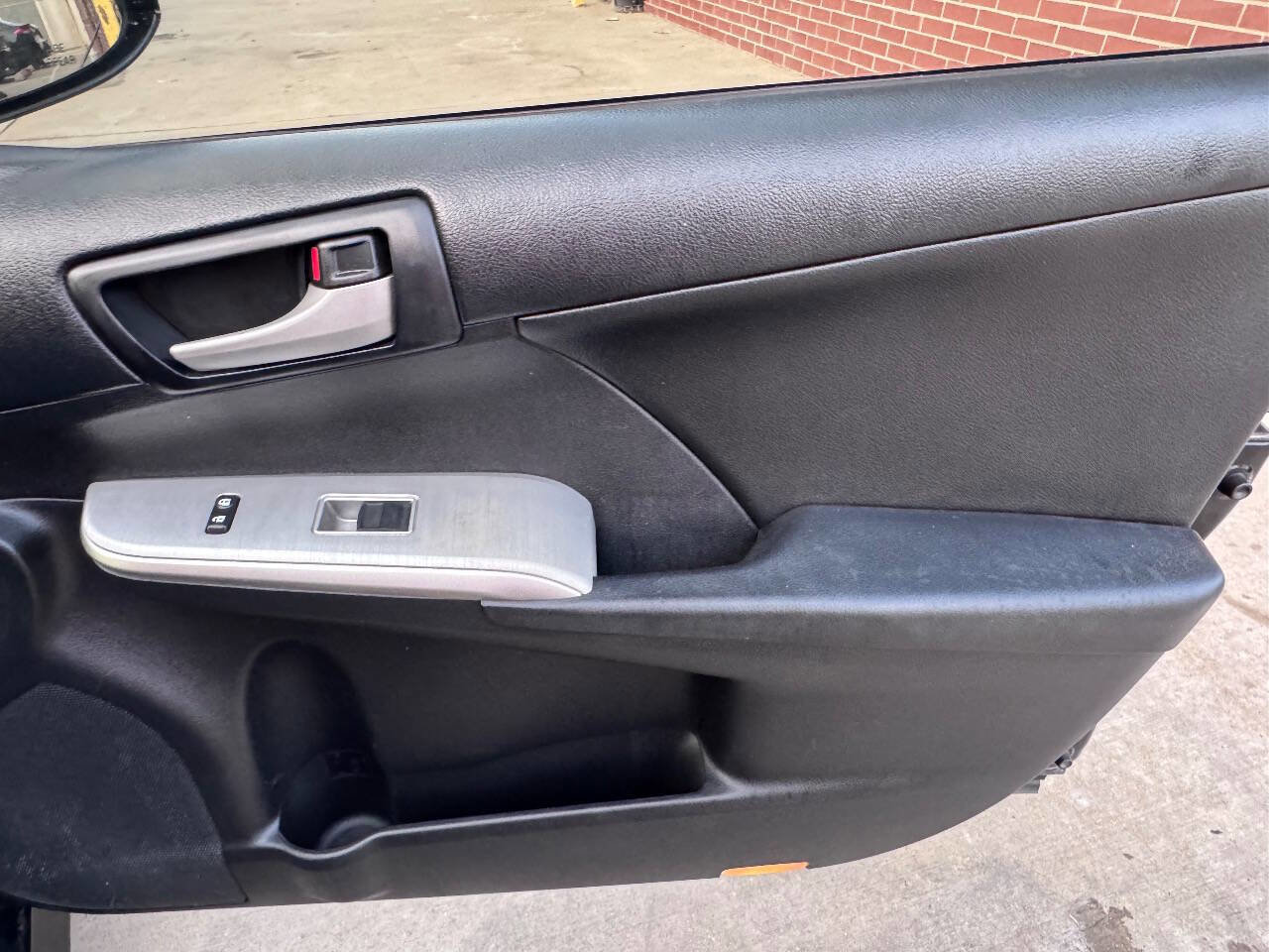 Used 2013 Toyota Camry SE image 6