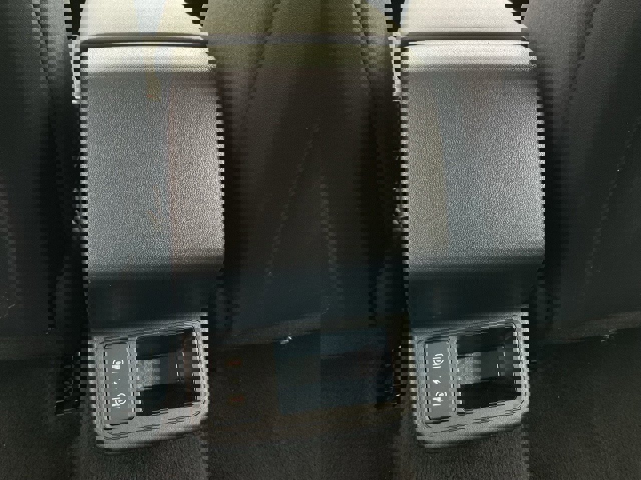 Used 2025 Kia K4 LXS image 18