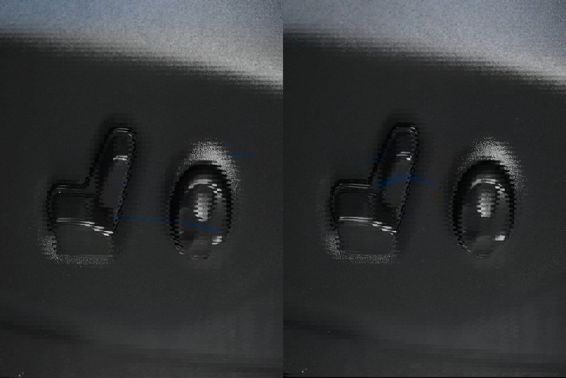 Used 2024 Chrysler Pacifica Touring-L image 14