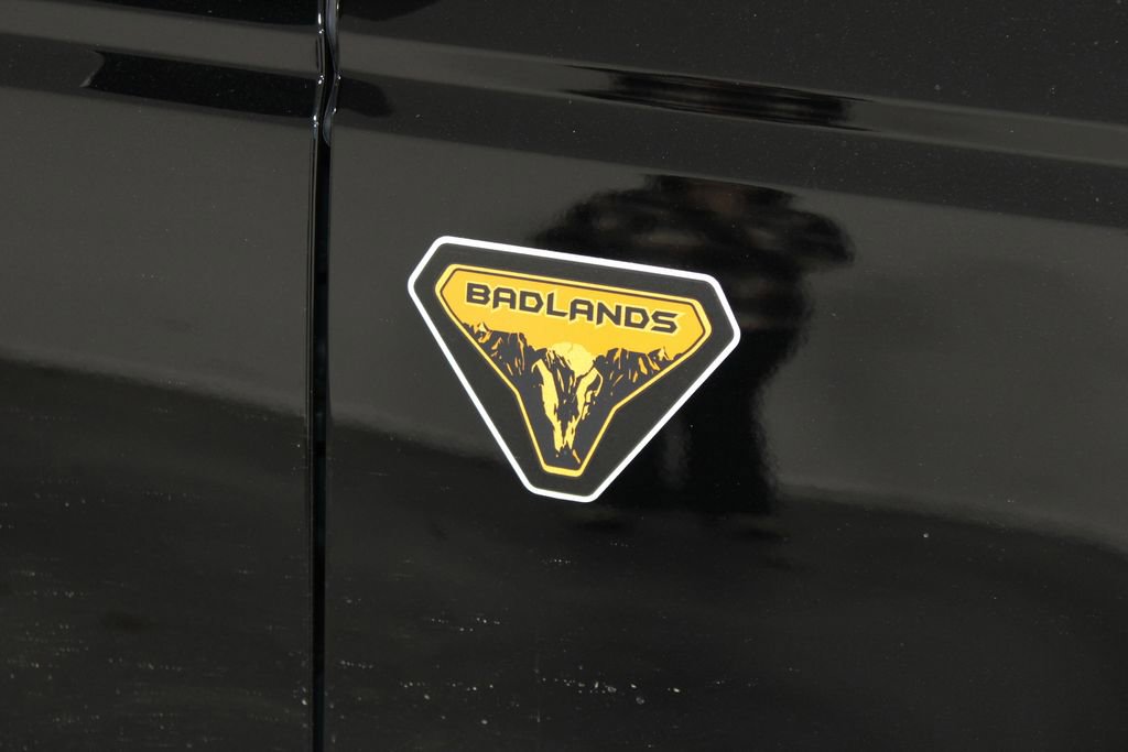 New 2025 Ford Bronco Badlands image 11