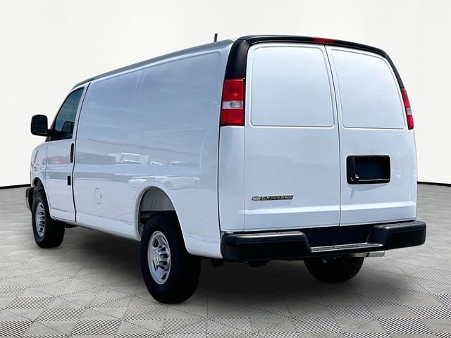 New 2026 Chevrolet Express 2500 w/ Driver Convenience Package RWD image 4
