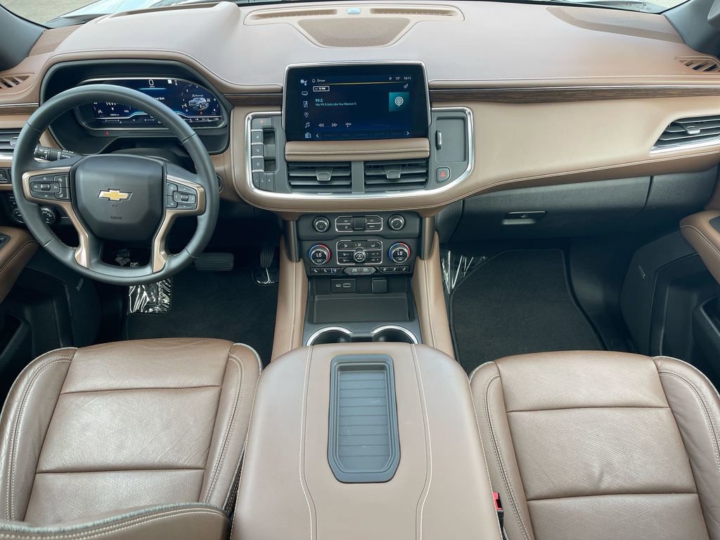 Used 2023 Chevrolet Suburban High Country w/ Premium Package 2 image 15