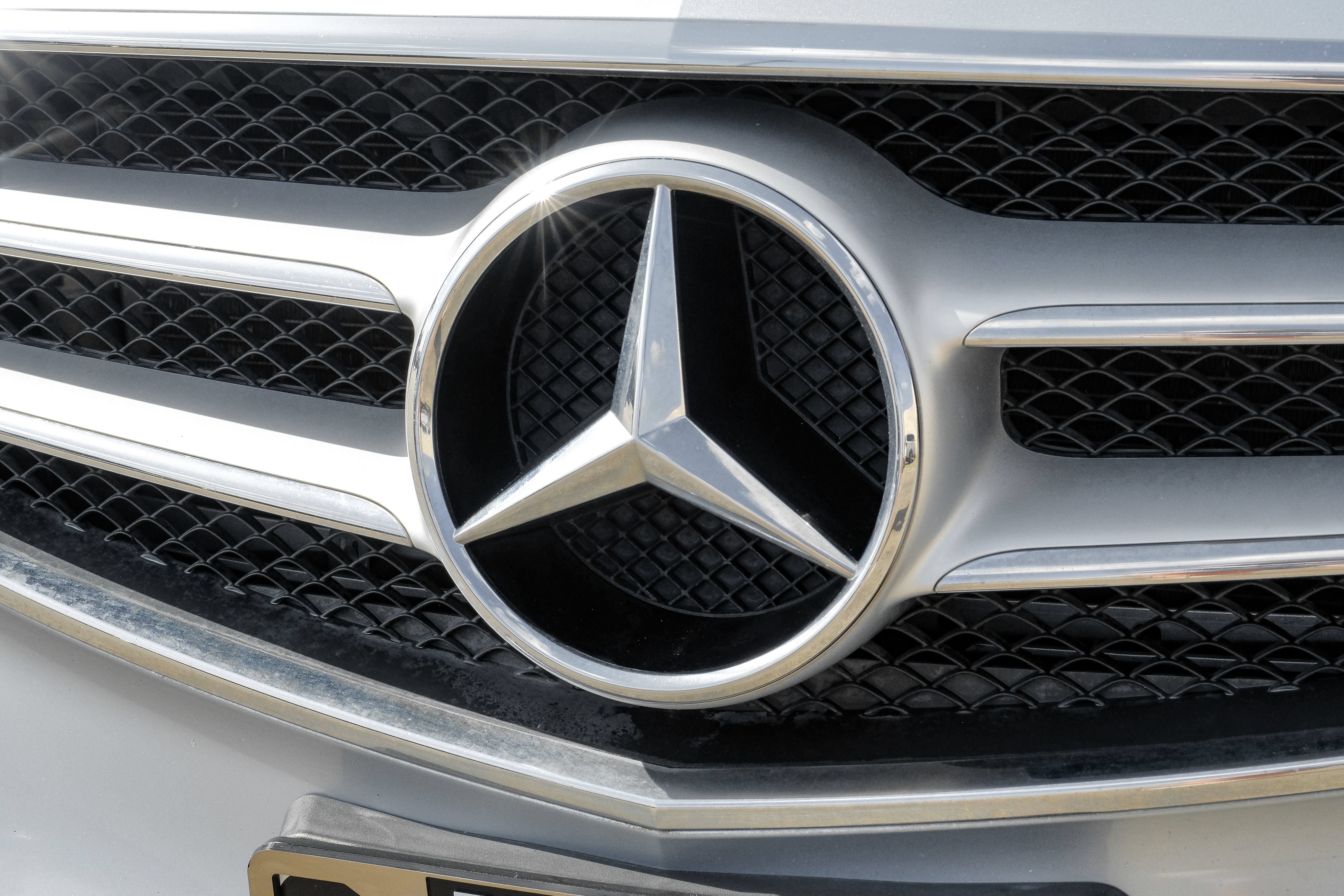 Used 2014 Mercedes-Benz E 550 4MATIC Sedan w/ Premium 1 Package image 55