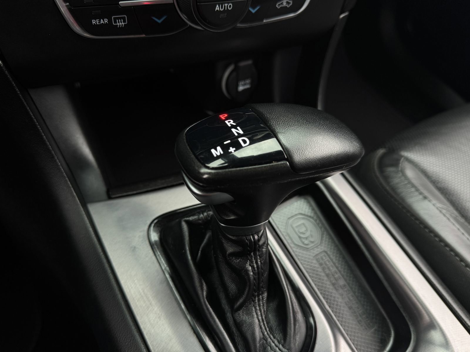 Used 2021 Dodge Charger SXT w/ Plus Group RWD image 19