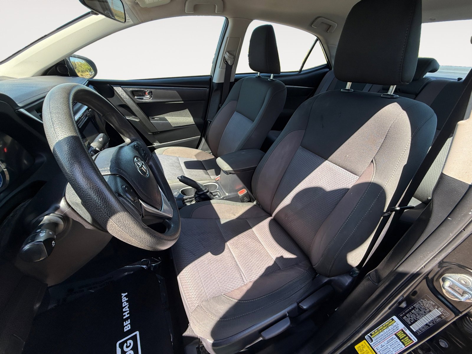 Used 2019 Toyota Corolla LE image 10