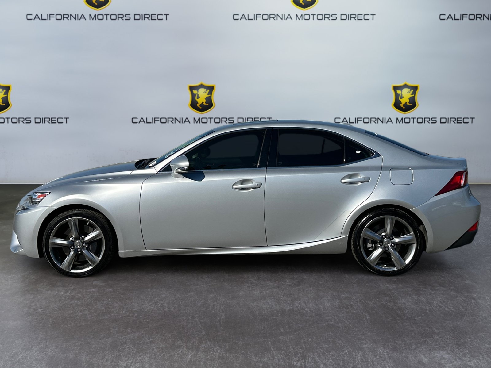 Used 2015 Lexus IS 350 w/ Navigation System Package RWD image 2