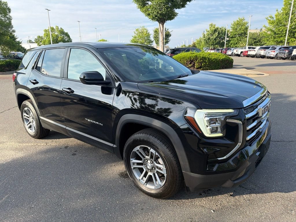 Used 2025 GMC Terrain Elevation AWD/4WD image 9