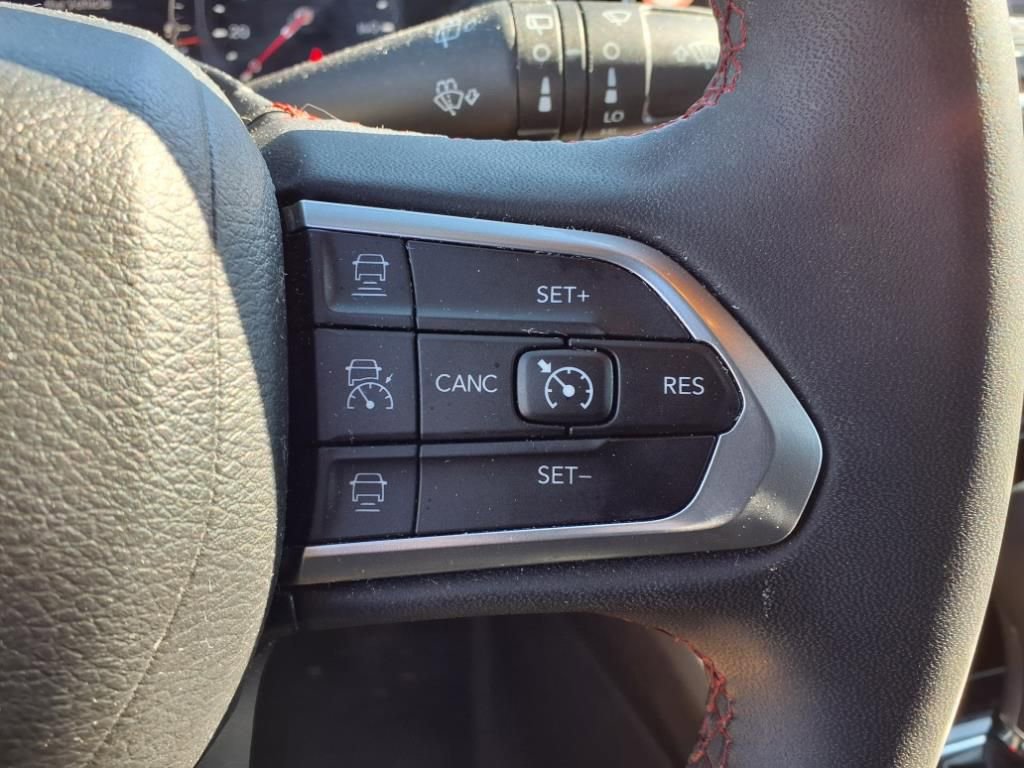 Used 2023 Jeep Compass Trailhawk image 23