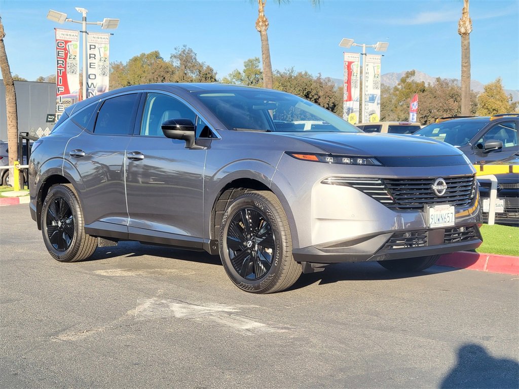 Used 2025 Nissan Murano SV image 31