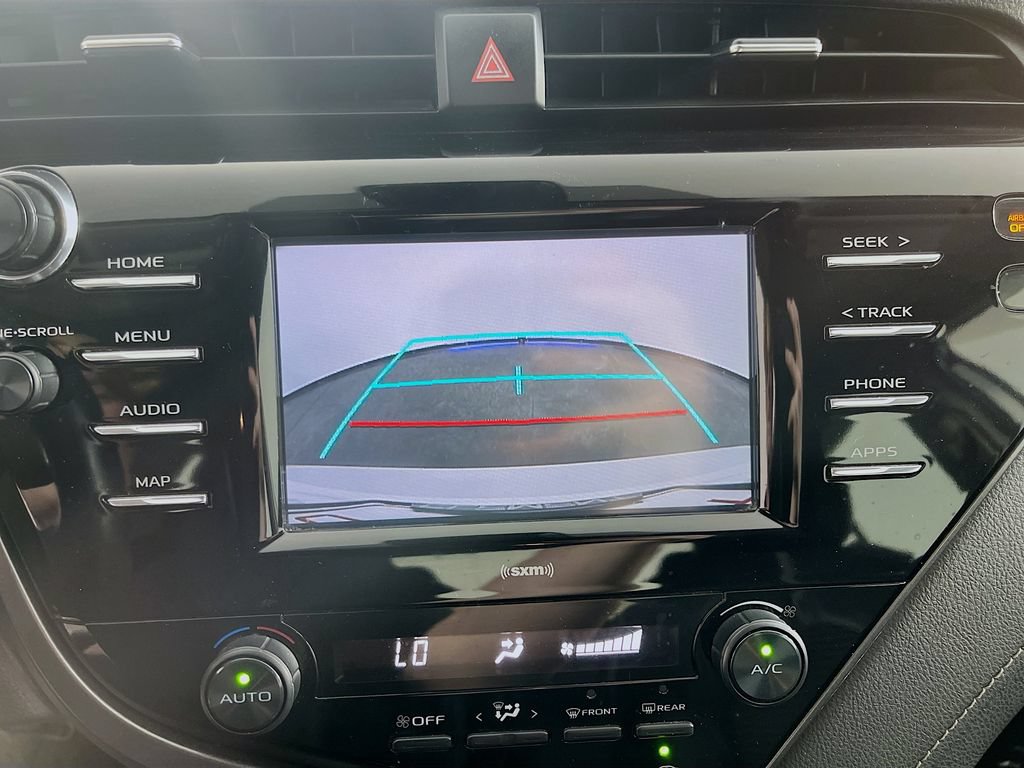 Used 2020 Toyota Camry SE FWD image 20