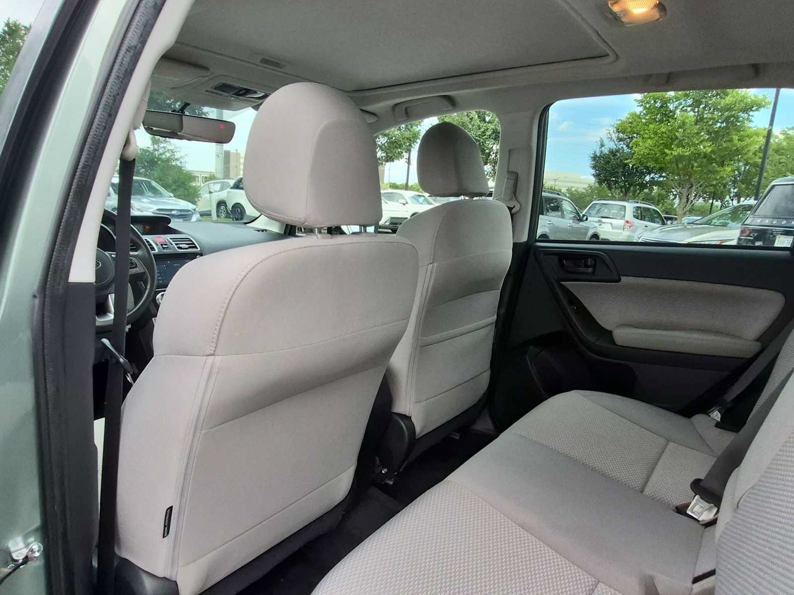 Used 2018 Subaru Forester 2.5i Premium w/ All-Weather Package AWD/4WD image 18