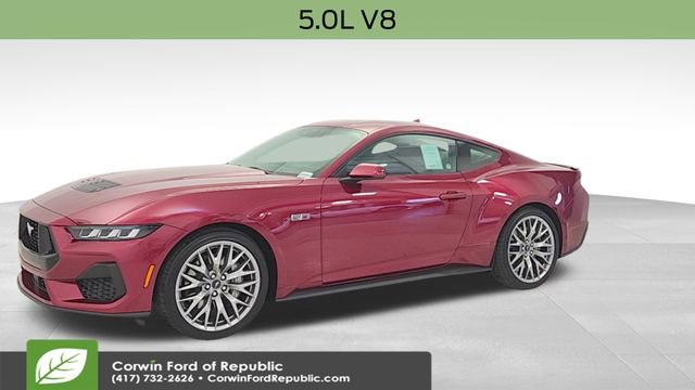 Used 2025 Ford Mustang GT Premium RWD image 4