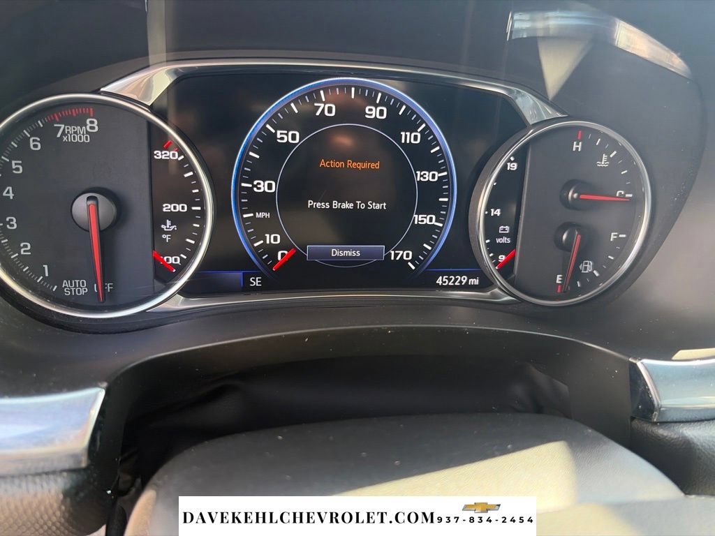 Used 2023 Chevrolet Traverse Premier AWD/4WD image 36