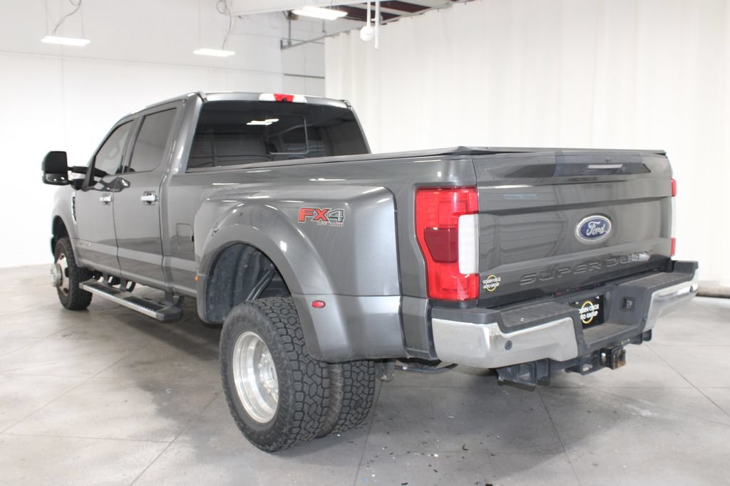 Used 2019 Ford F350 Lariat w/ Lariat Ultimate Package AWD/4WD image 7