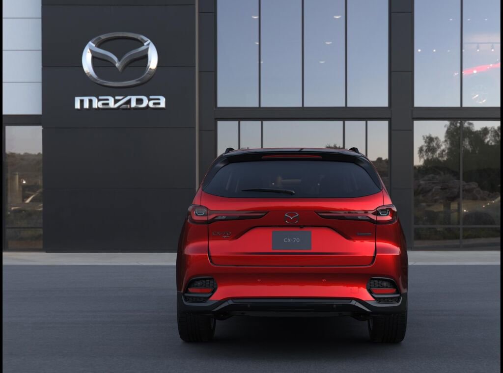 New 2026 MAZDA CX-70 3.3 Turbo w/ Preferred Package image 4