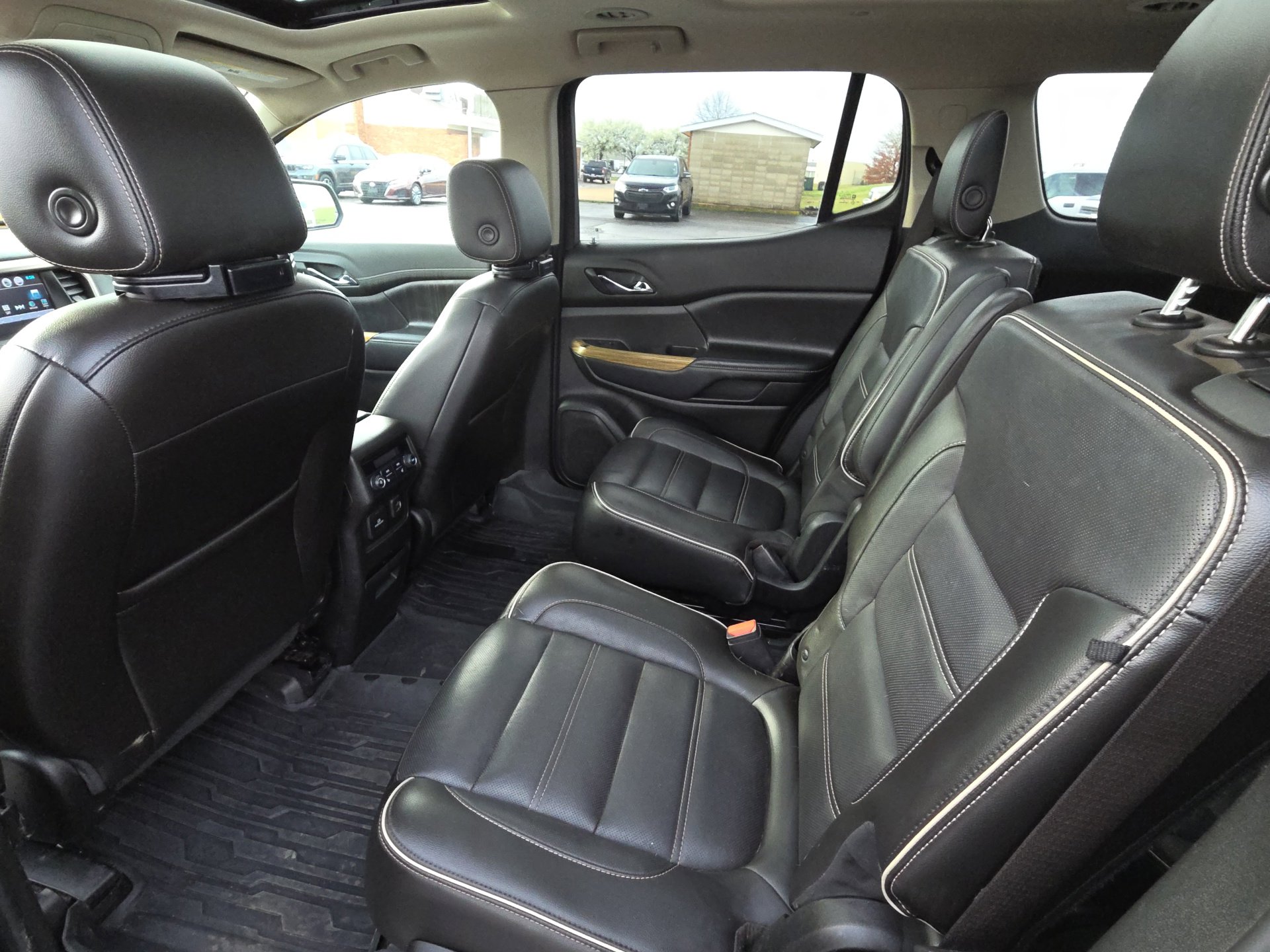 Used 2019 GMC Acadia Denali w/ Technology Package image 13