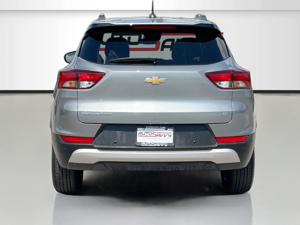Used 2024 Chevrolet TrailBlazer LT w/ Driver Confidence Package FWD image 6