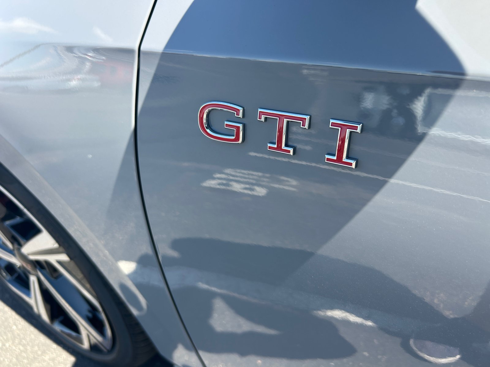New 2026 Volkswagen Golf SE FWD image 22