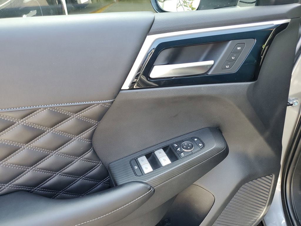 Used 2022 Mitsubishi Outlander SEL image 16