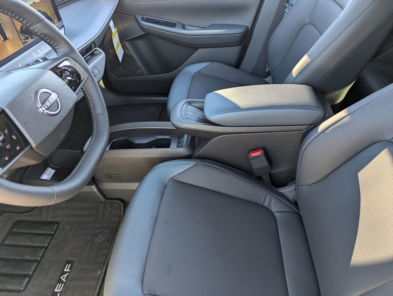 New 2026 Nissan Leaf SV+ w/ Floor Mat Package (SV+) image 10