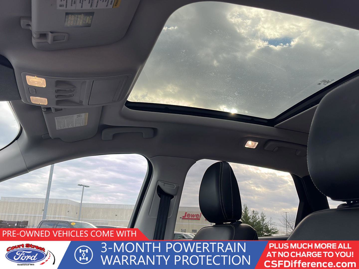 Used 2022 Ford Escape SEL w/ Technology Package image 12