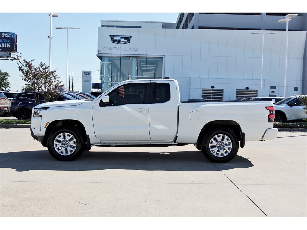 Certified 2024 Nissan Frontier SV w/ SV Convenience Package image 3