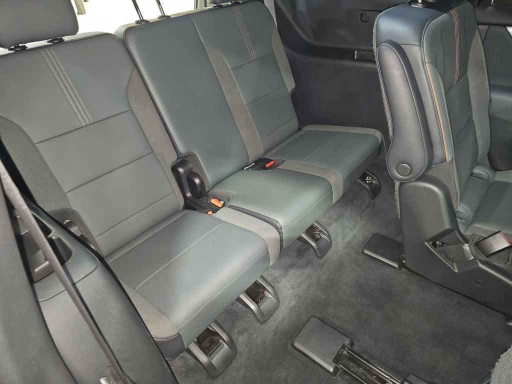 Used 2024 GMC Acadia AT4 w/ LPO, Floor Liner Package image 23