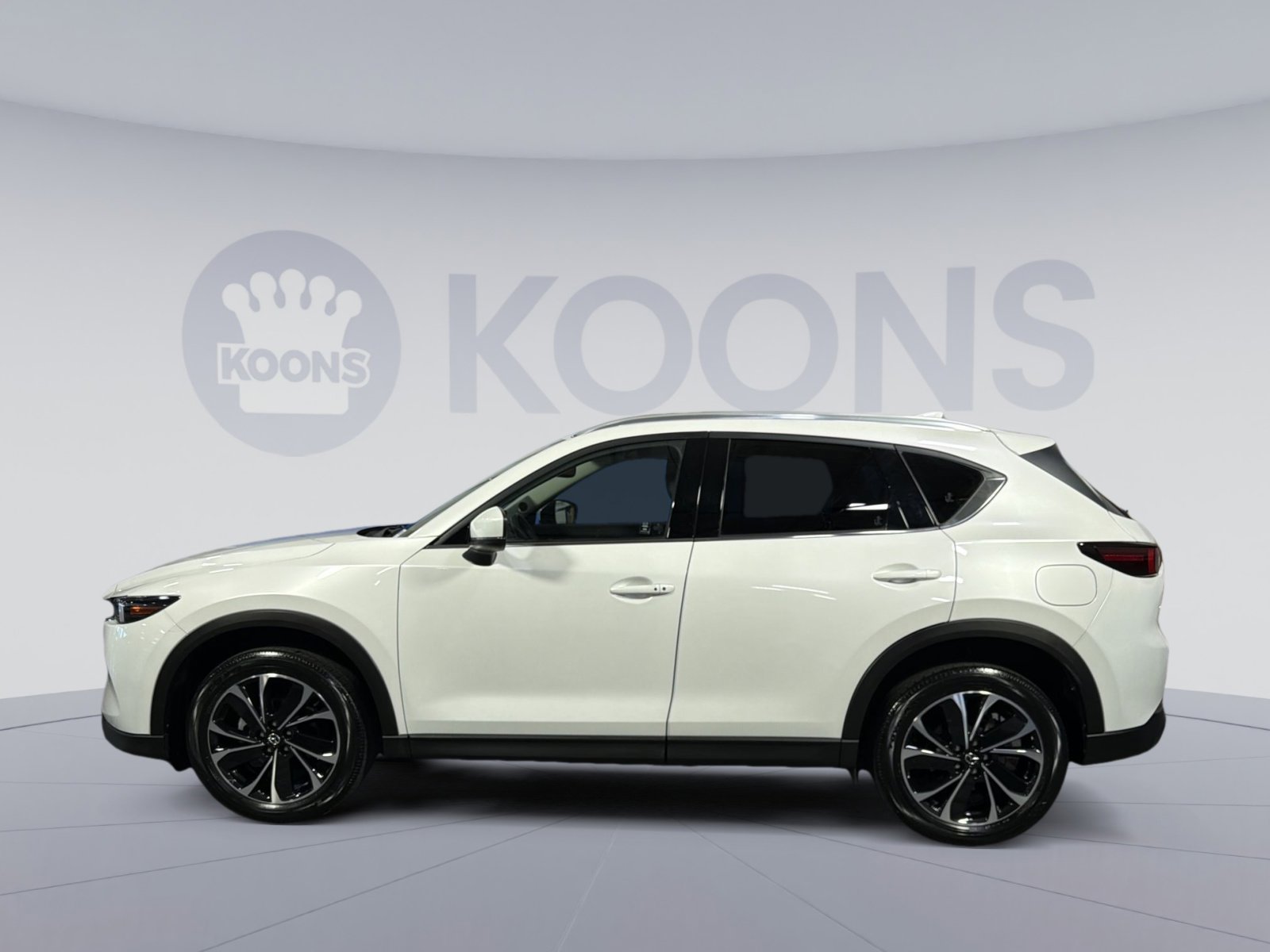Used 2023 MAZDA CX-5 AWD 2.5 S w/ Premium Plus Pkg image 2