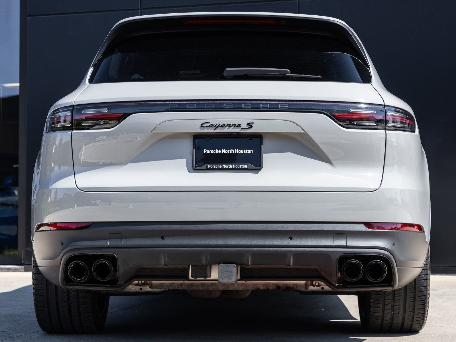 Certified 2023 Porsche Cayenne S Platinum AWD/4WD image 10