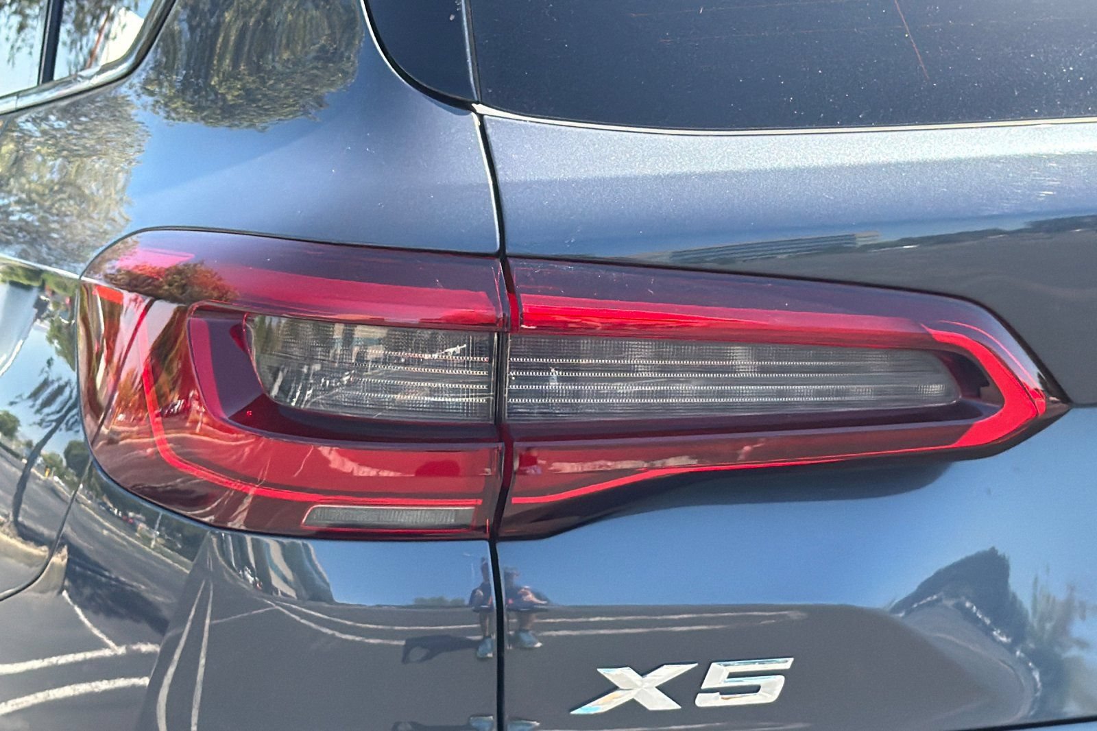 Used 2019 BMW X5 xDrive40i w/ M Sport Package AWD/4WD image 50