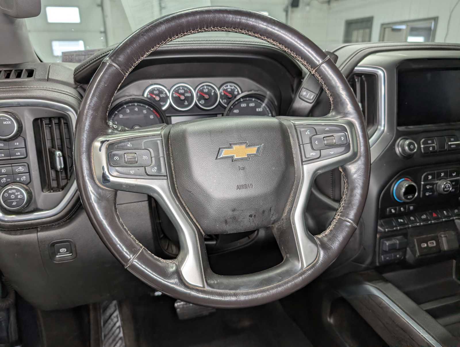 Certified 2021 Chevrolet Silverado 1500 LTZ w/ Z71 Off-Road Package image 29