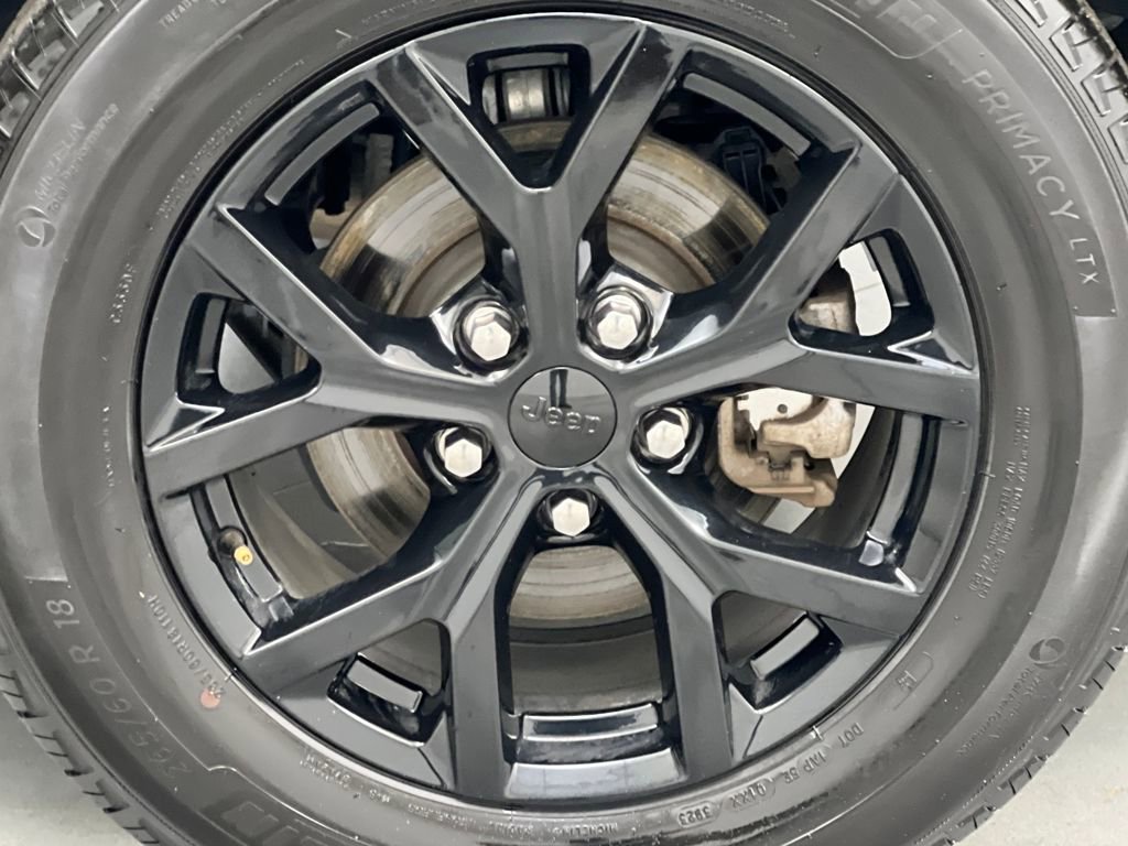 Used 2024 Jeep Grand Cherokee Altitude image 65