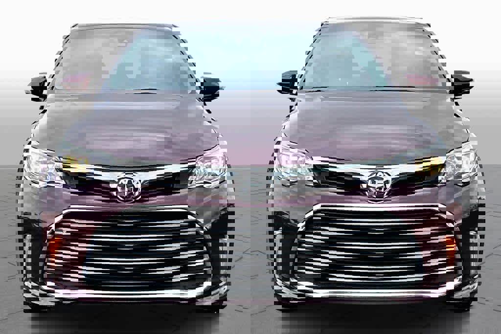 Used 2017 Toyota Avalon XLE Premium image 30