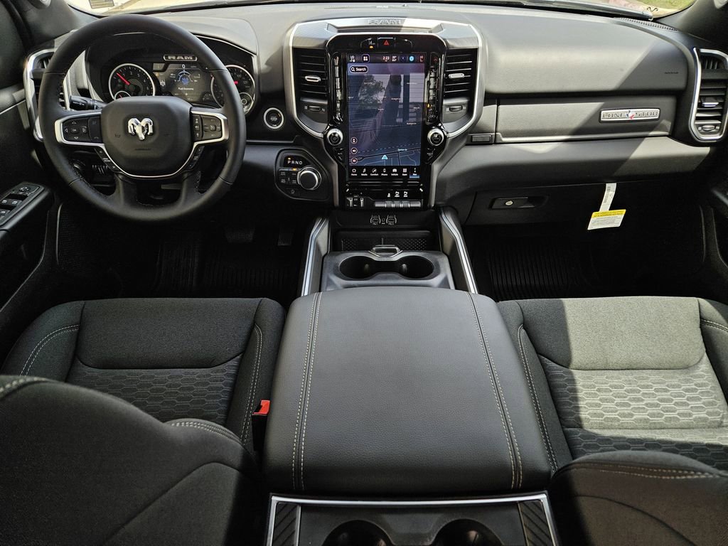New 2026 RAM 1500 4x4 Crew Cab image 8