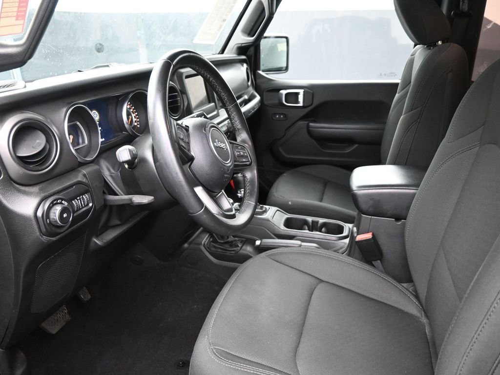 Used 2022 Jeep Wrangler Sport AWD/4WD image 11