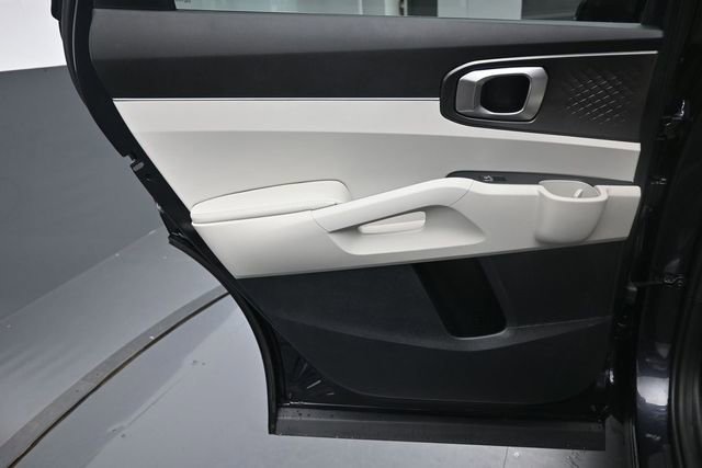 Used 2025 Kia Sorento S FWD image 21
