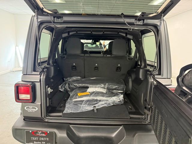 New 2026 Jeep Wrangler Unlimited Sport AWD/4WD image 8