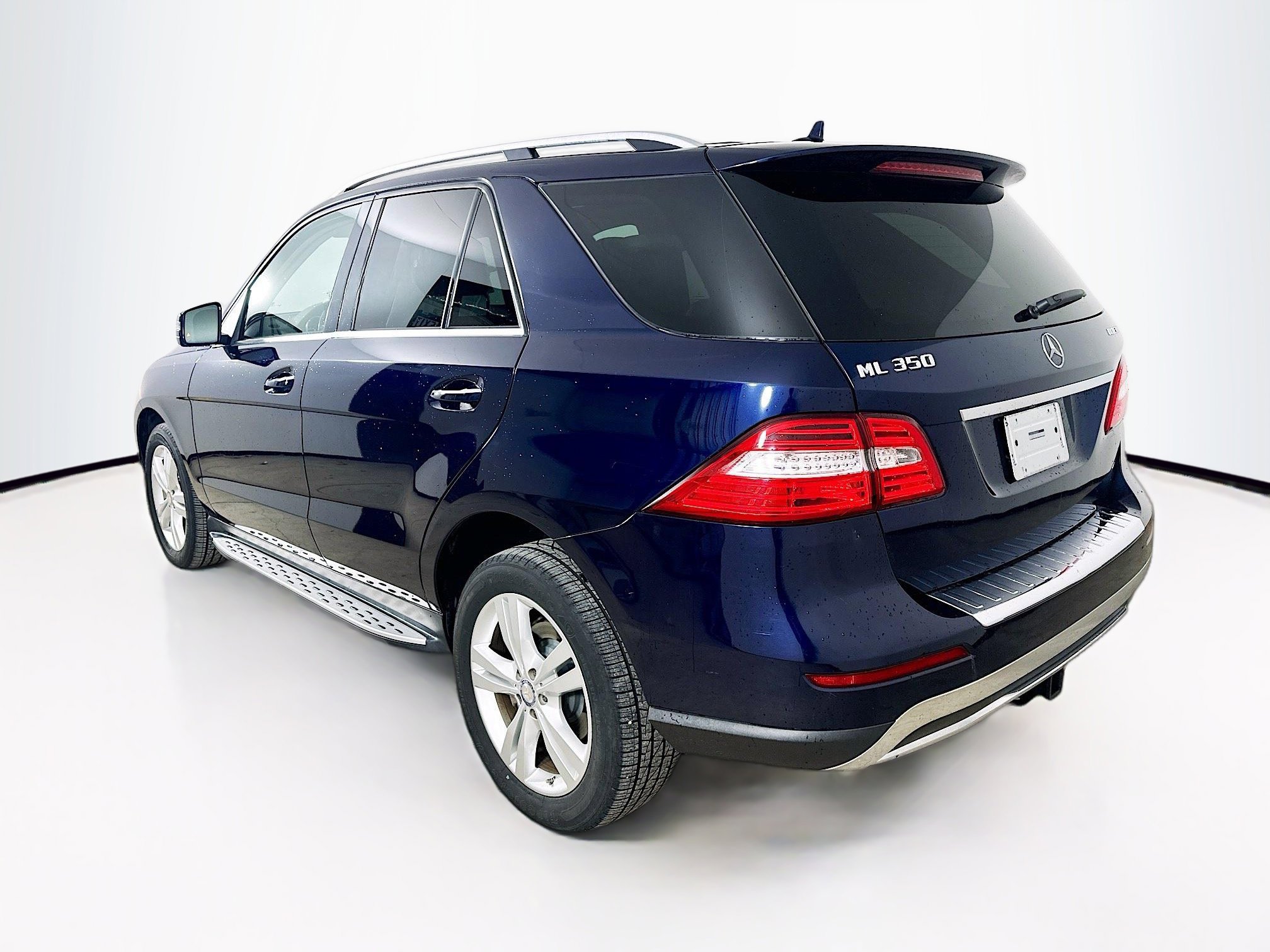 Used 2014 Mercedes-Benz ML 350 BlueTEC 4MATIC image 4