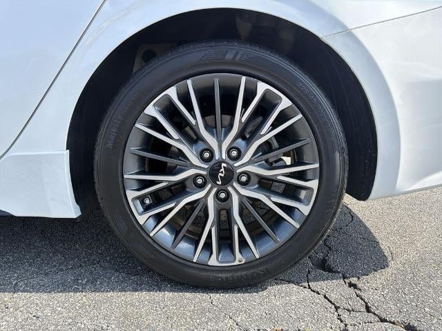 Used 2023 Kia Forte GT-Line w/ GT-Line Premium Package FWD image 19