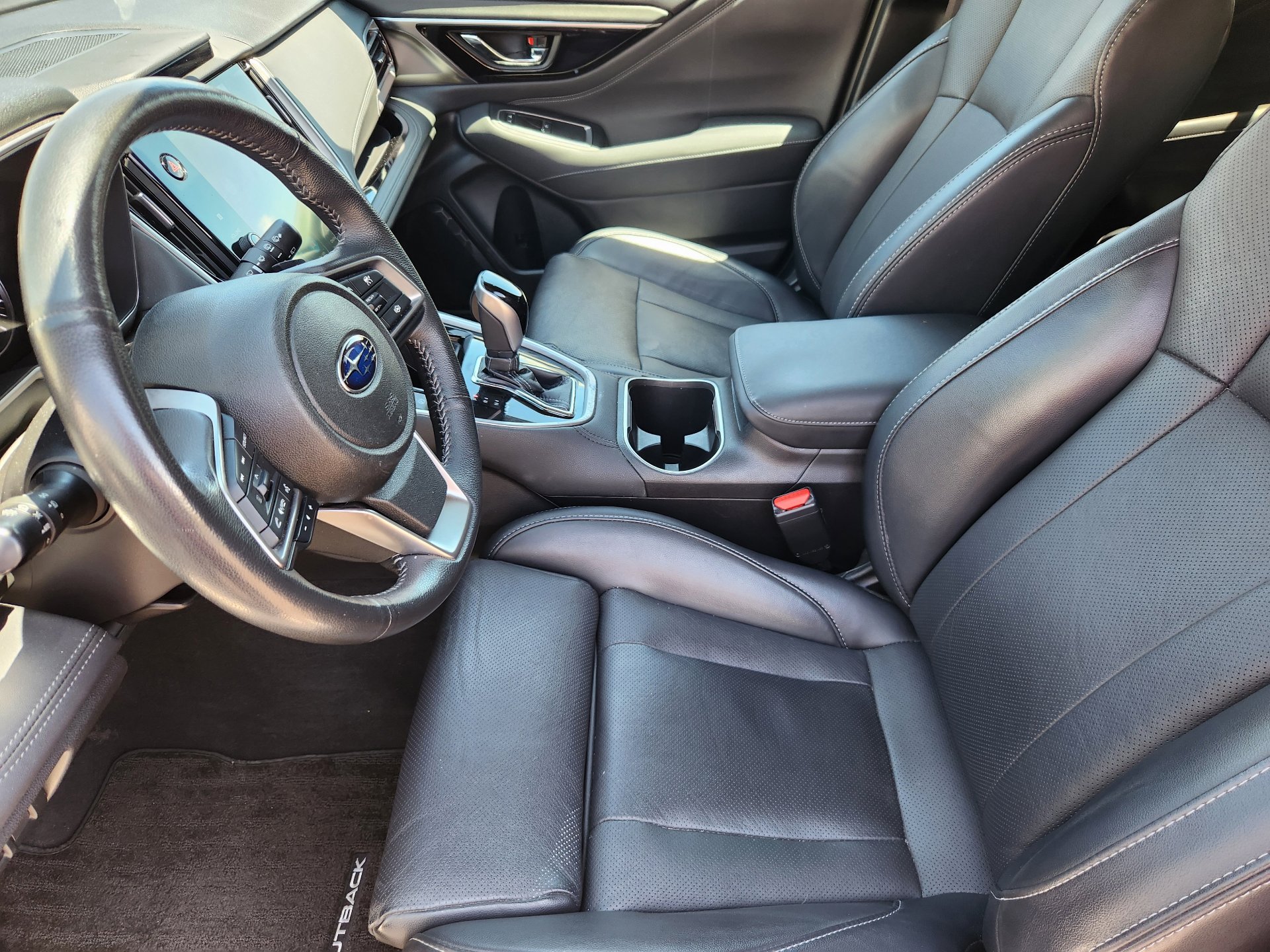 Used 2023 Subaru Outback Limited AWD/4WD image 10