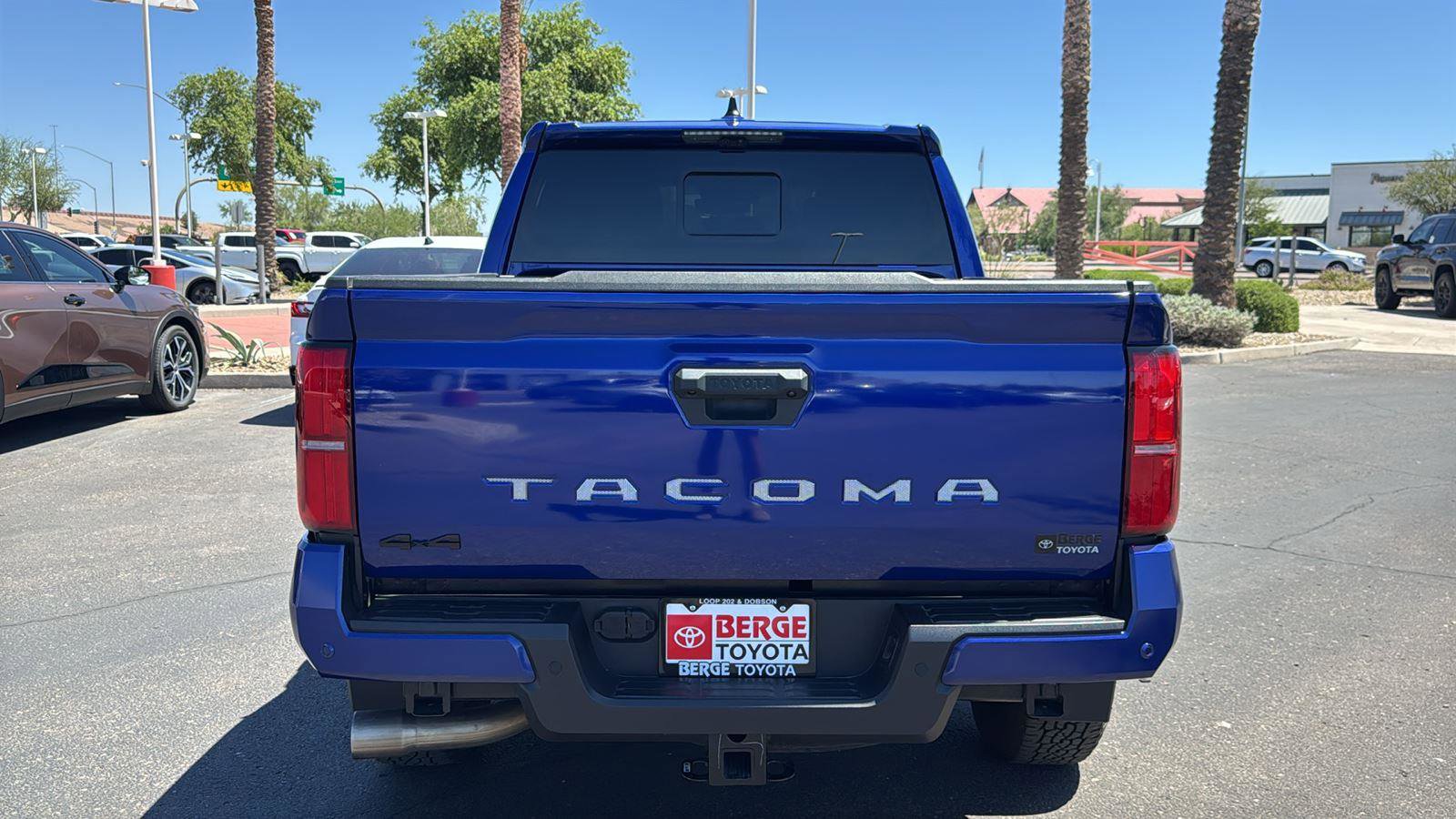 Used 2024 Toyota Tacoma TRD Off-Road w/ TRD Off Road Premium Package AWD/4WD image 7