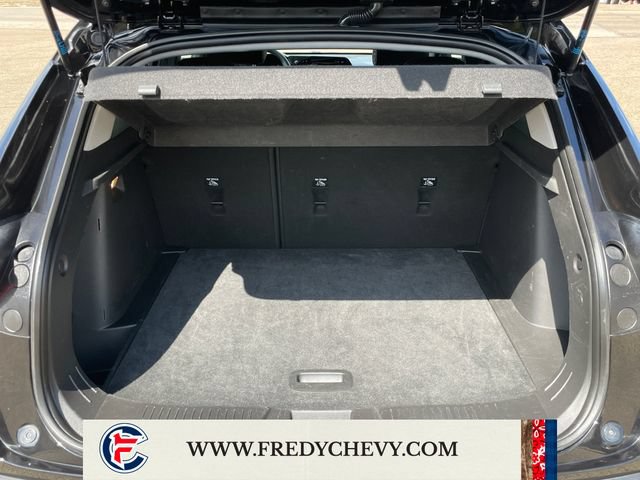 Used 2025 Chevrolet Trax LT FWD image 23