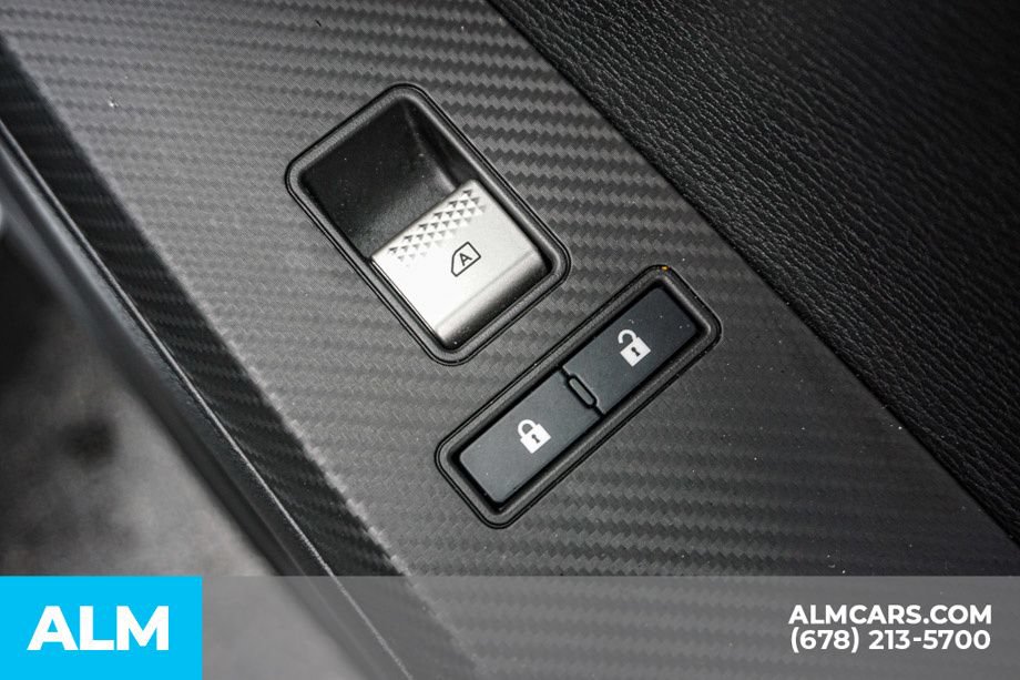 Used 2025 Mitsubishi Outlander SE FWD image 57