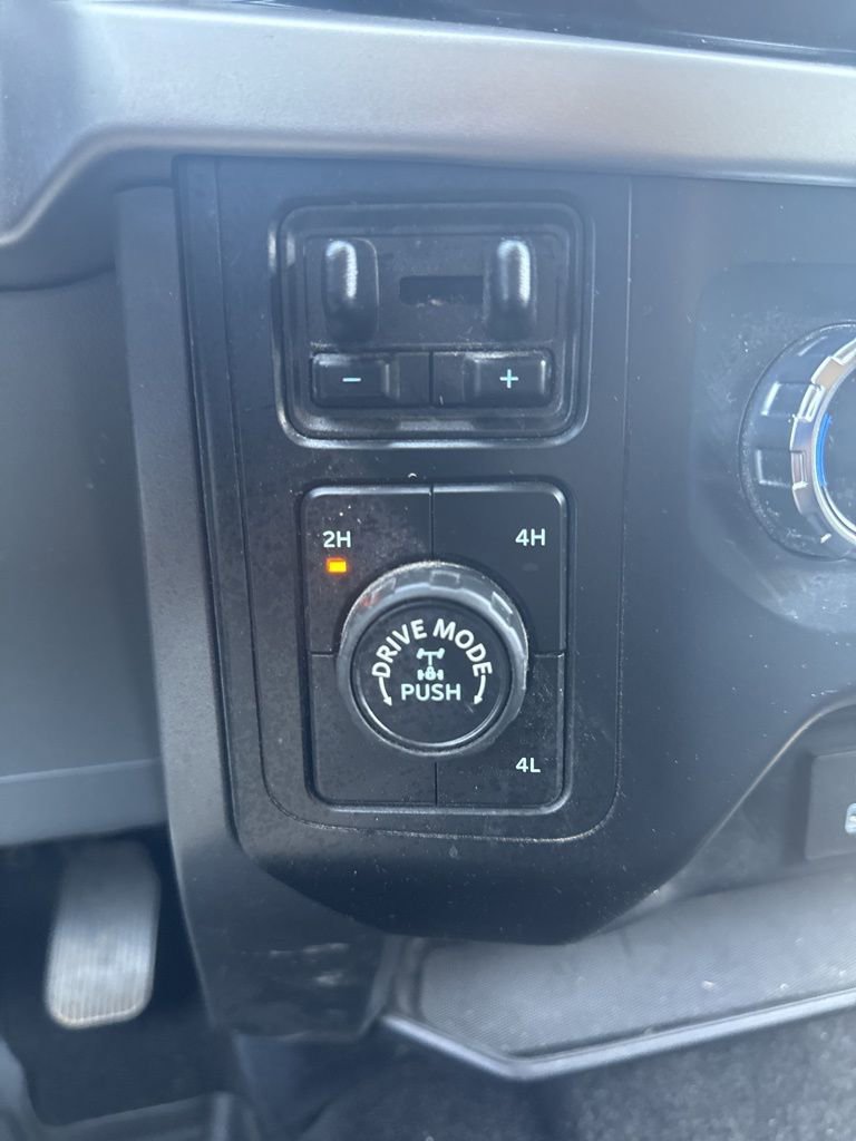 Used 2022 Ford F150 XLT w/ Equipment Group 301A Mid image 12