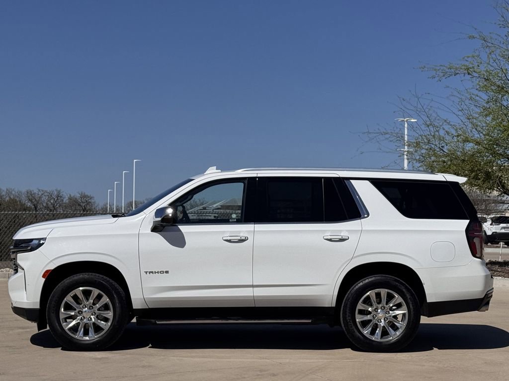 Used 2024 Chevrolet Tahoe Premier RWD image 3