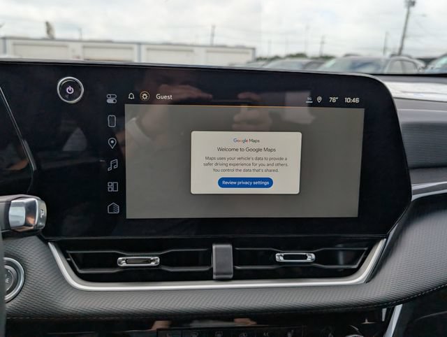 New 2026 Chevrolet Equinox LT w/ Safety and Technology Package FWD image 19
