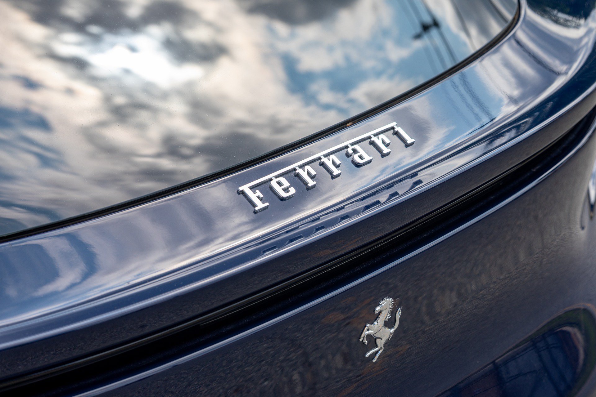 Used 2026 Ferrari Purosangue AWD/4WD image 18