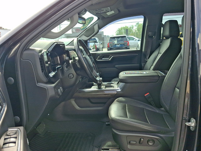 Certified 2022 Chevrolet Silverado 1500 LTZ w/ LTZ Convenience Package II AWD/4WD image 14